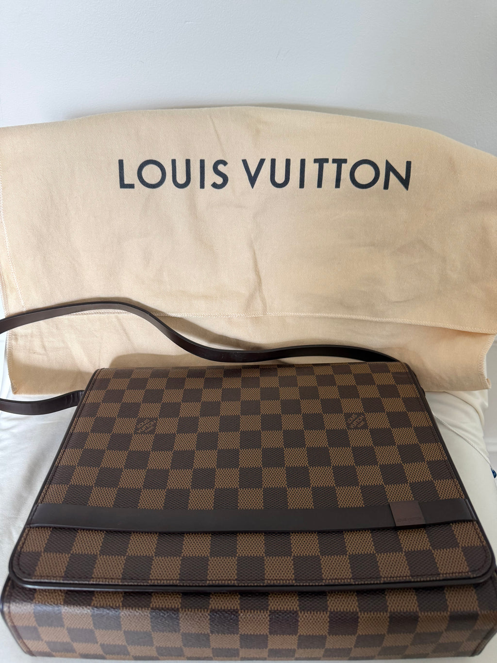 Louis Vuitton Tribeca