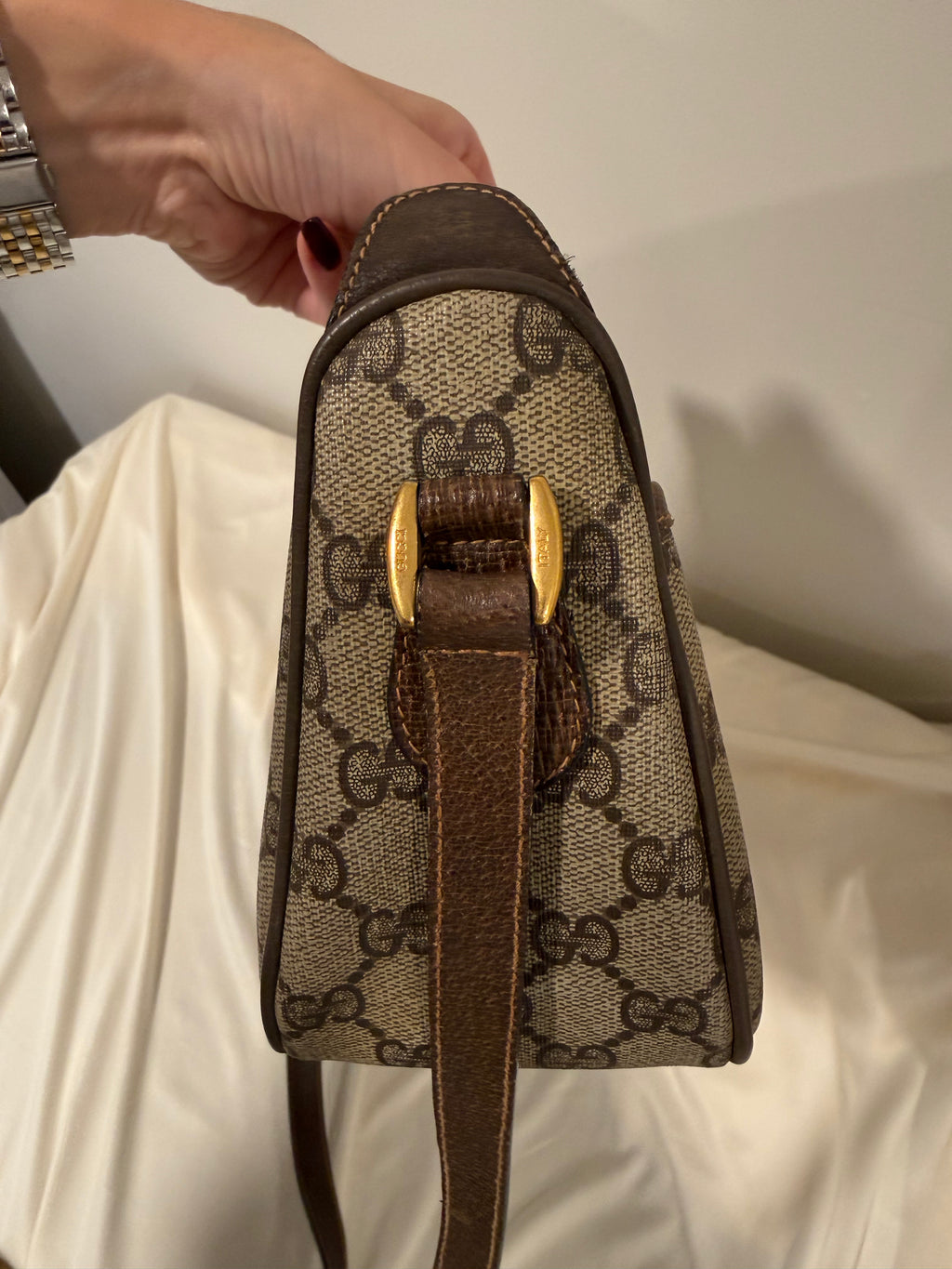 Gucci Sherry Line GG Supreme Crossbody Bag